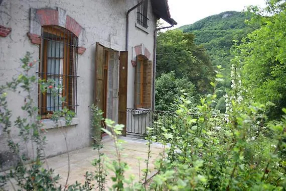 Bed & Breakfast L'albarande Saint-Rambert-en-Bugey